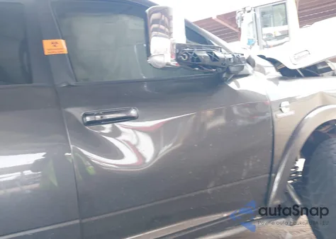 2019 Ram 2500 Laramie 4X4 6'4 Box from USA, damaged, VIN 3C6UR5FL2KG654025